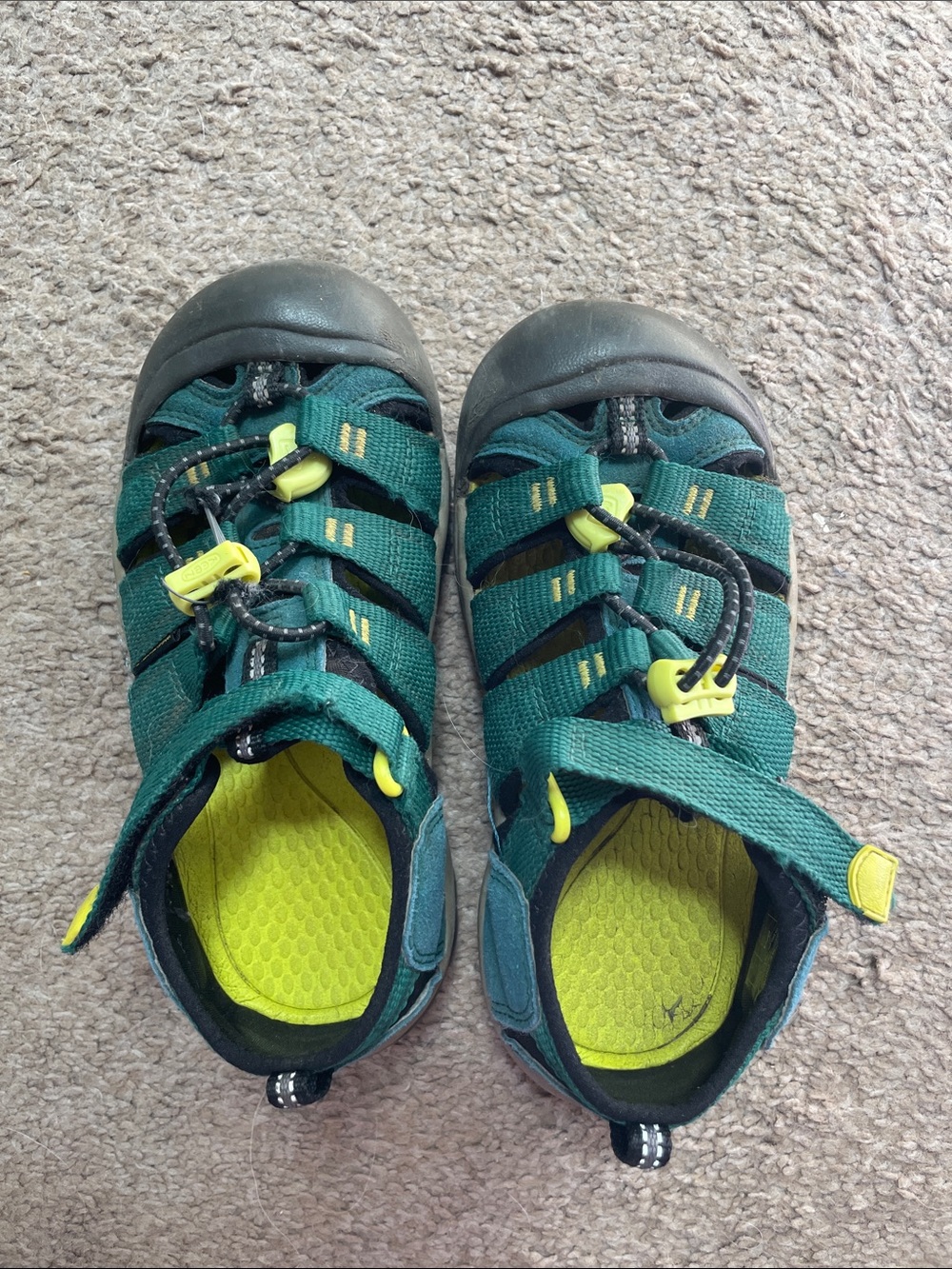 KEEN Kids Newport H2a Green Outdoor Sandals with Yellow Accents